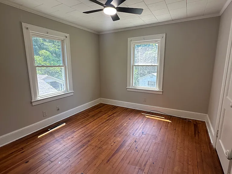133 Ashland Rd — Photo 4
