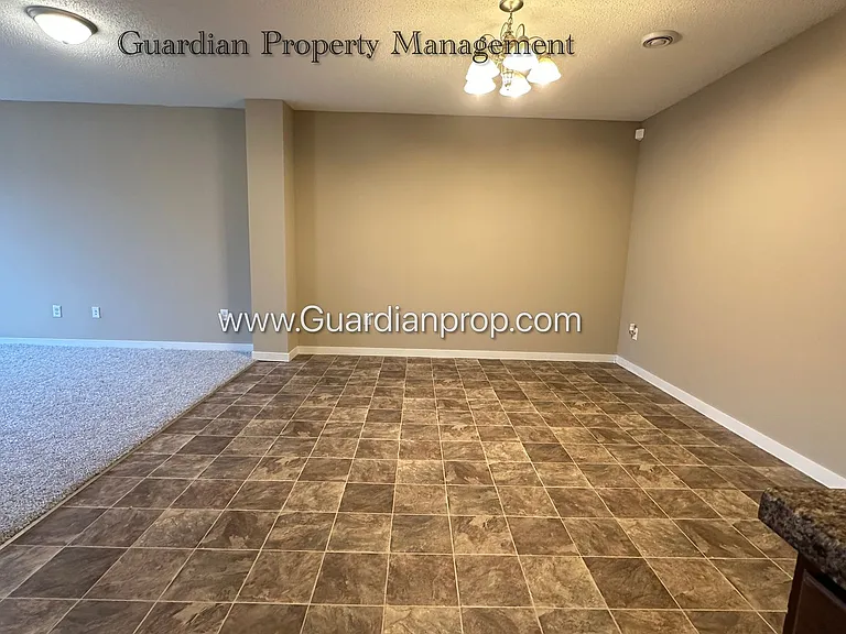 9927 Vera Cruz Ln N — Photo 11
