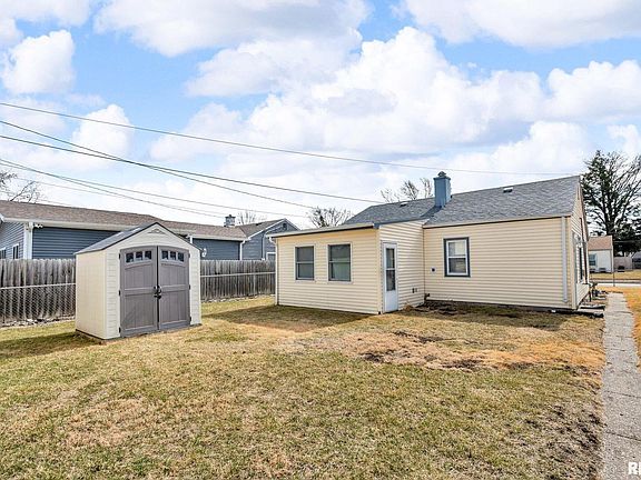 5th image of 3836 Pearl Ave