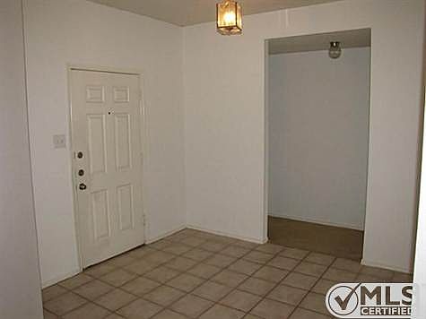 5th image of 9905 Nixon Dr