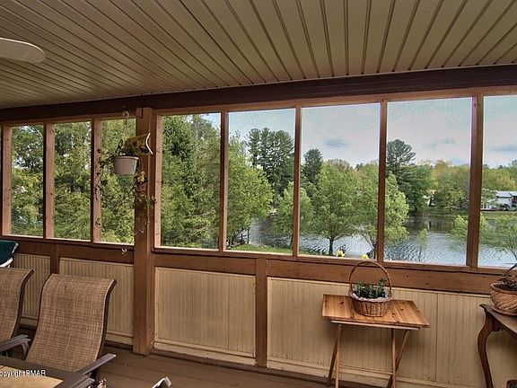 5th image of 1045 Lake Of The Pines Blvd N