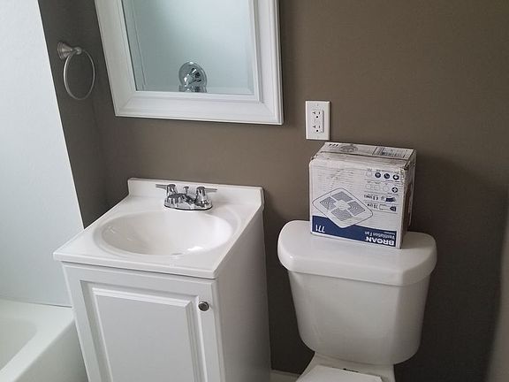 5th image of 1129 Rivermont Ave APT 1