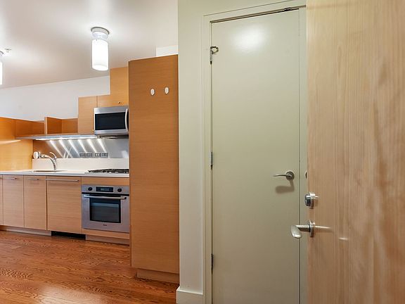 2nd image of 3601 SE River Pkwy #816