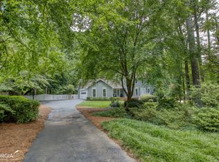 235 Hembree Rd, Roswell, GA 30075