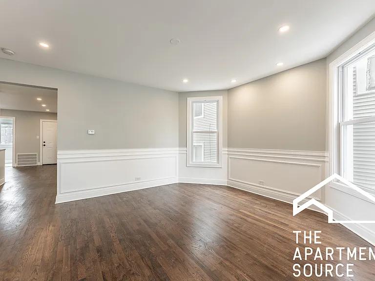 1923 N Pulaski Rd #1 — Photo 5