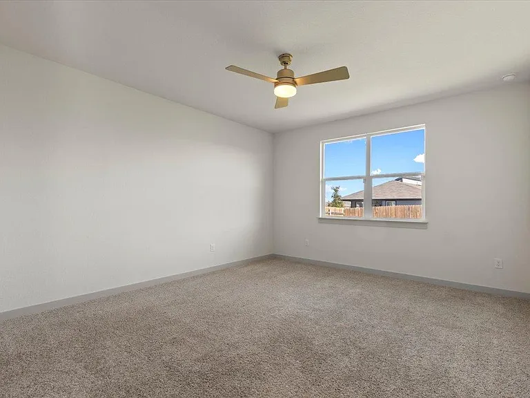 7704 Jacobean Way — Photo 13