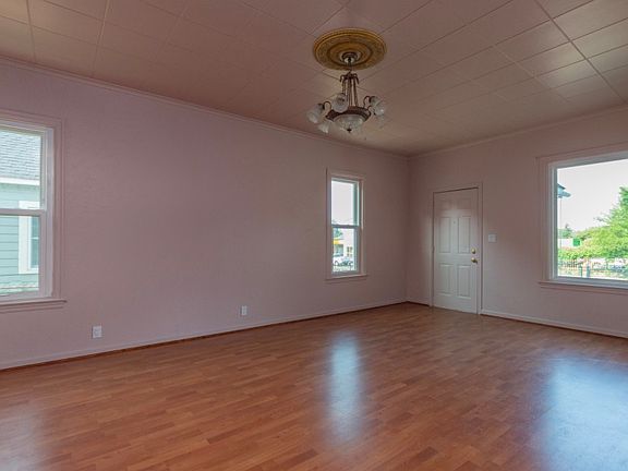 2nd image of 4018 McKinley Ave