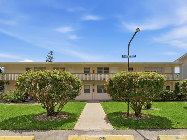 142 Norwich E, West Palm Beach, FL