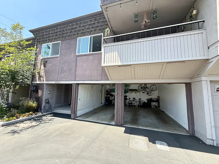 6212 Caminito Andreta — Photo 3