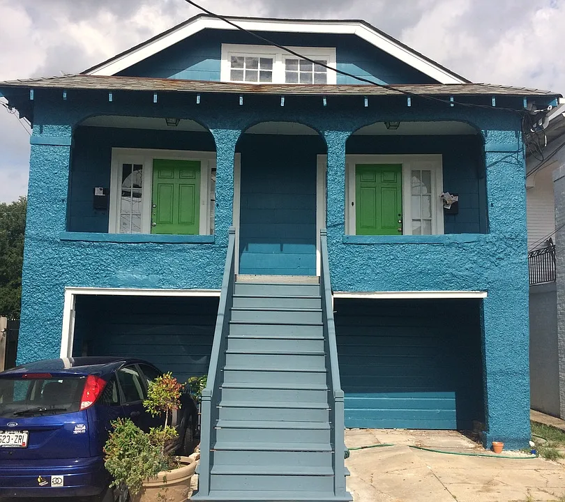 3421-23 Milan St #3421