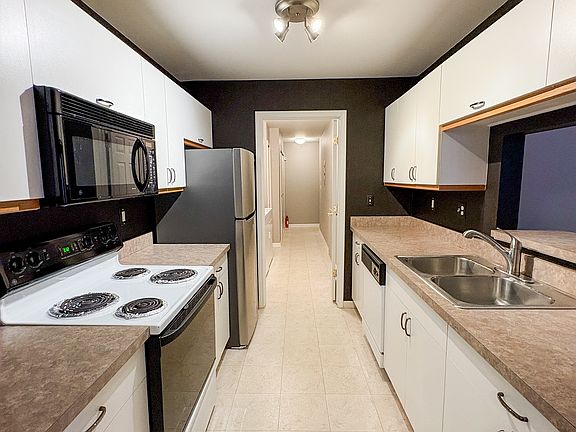 4th image of 5220 Pine Aires Dr