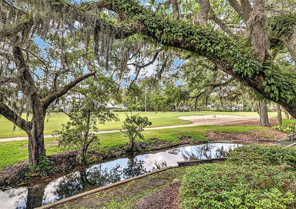 1st image of 409 Fairway Villas