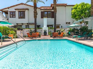 233 Calle La Soledad, Palm Springs, CA 92262