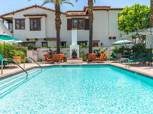 233 Calle La Soledad, Palm Springs, CA 92262