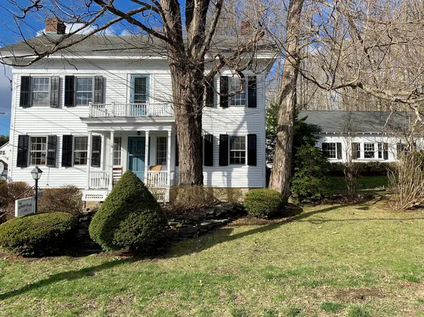 453 Main Rd, Monterey, MA 01245