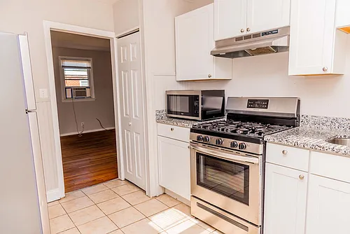1903 Grayland Ave #C Photo 1