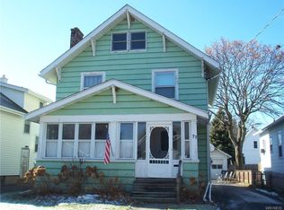 77 Grove Ave, Lockport, NY 14094