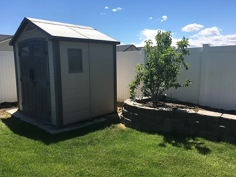 2018 Wellington Dr — Photo 16