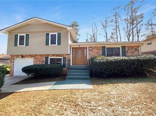 2385 Tarian Dr, Decatur, GA 30034