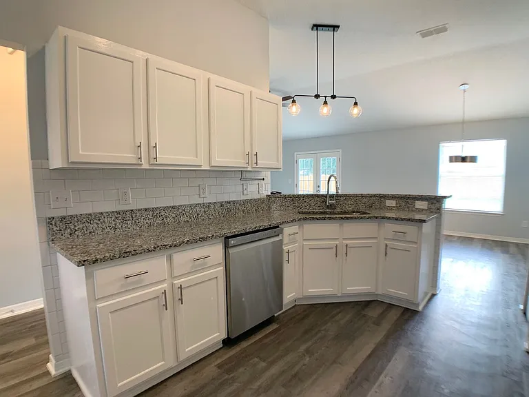 3201 Deer Creek Dr — Photo 15