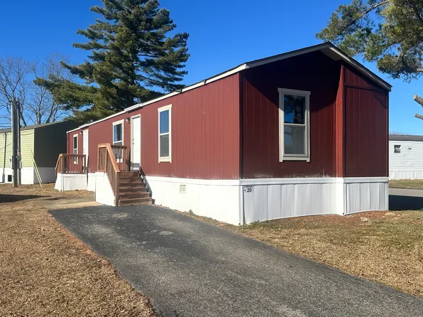 20 Riviera Courts Dr, Murray, KY