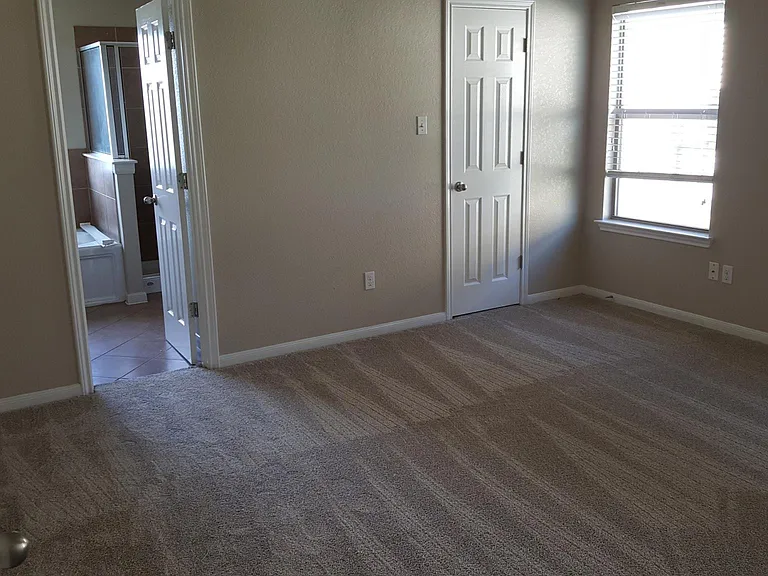 4003 Matson Mnr — Photo 13