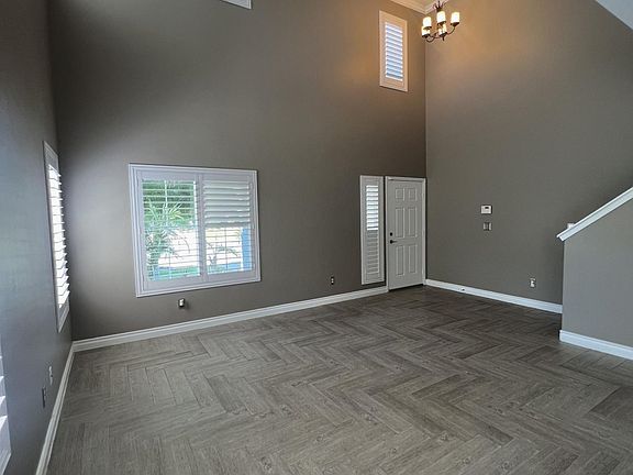 4th image of 11110 Sweet River Dr