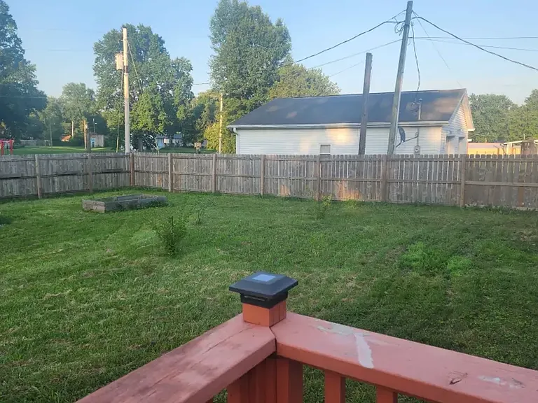 170 Stark St — Photo 2