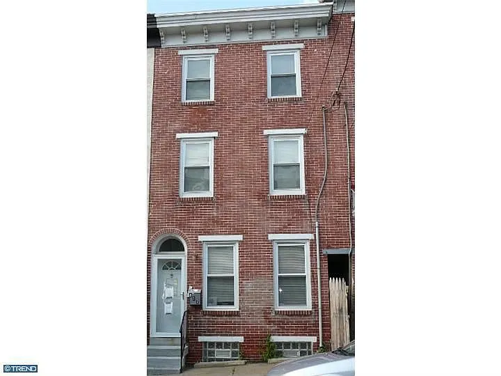 617 W 5th St photo 1