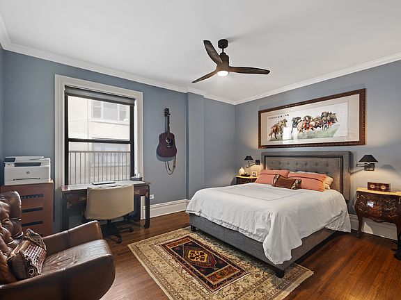 5th image of 135 W 58th St APT 8C
