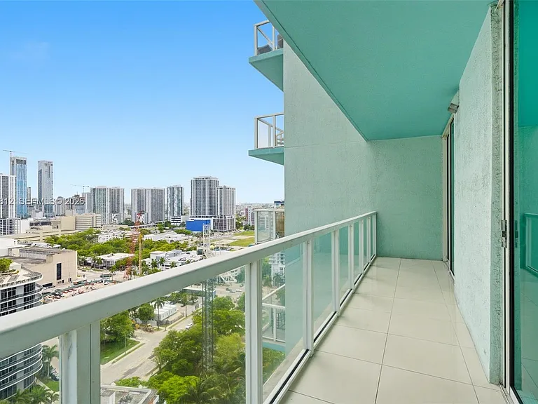 1900 N Bayshore Dr #2207 — Photo 12