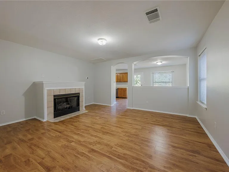 2905 Rainy River Dr — Photo 5