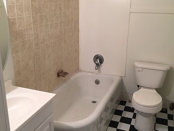 3rd image of 665 S West St APT 3