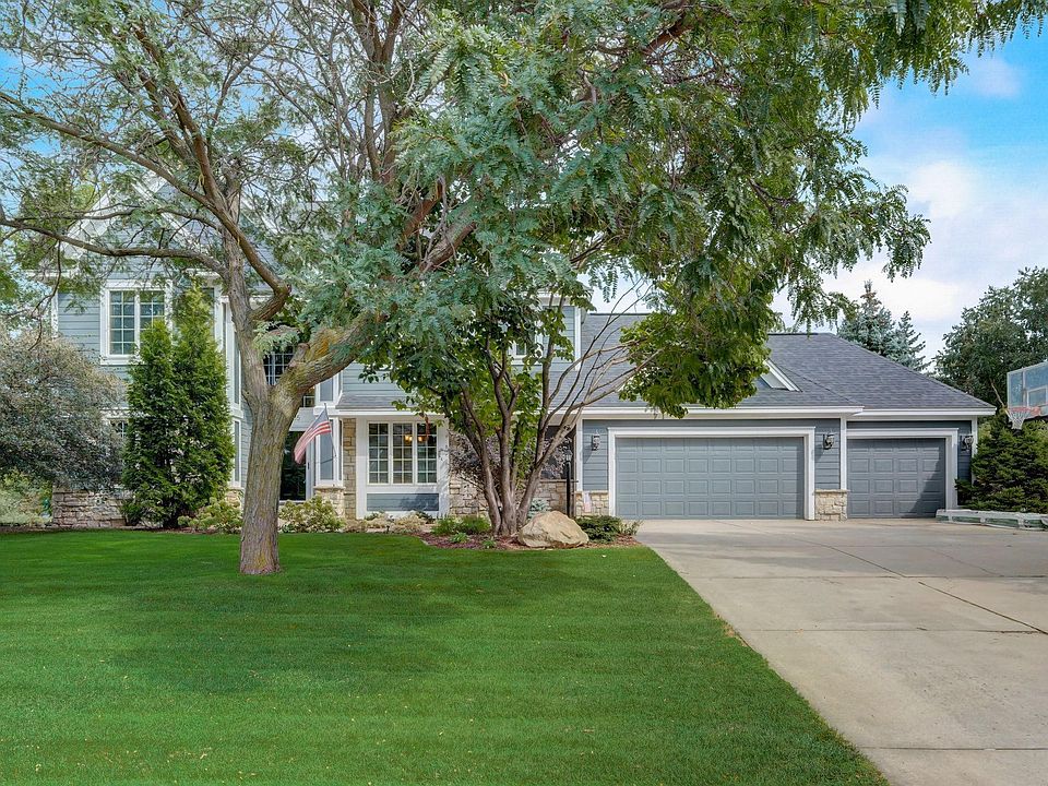 1st image of 3655 Dunhill Ln