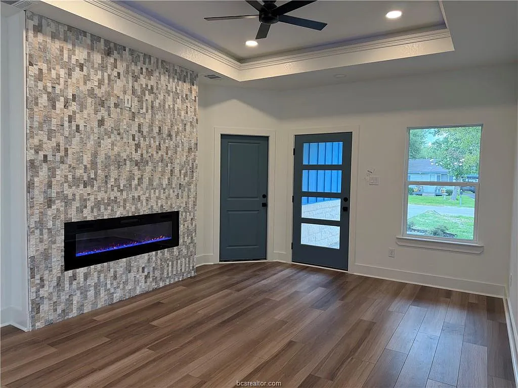 605 East 21st Street - 1 — Photo 4