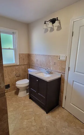 87 Jackson Ave — Photo 9
