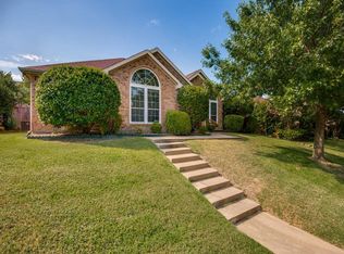 554 Valley View Dr, Lewisville, TX 75067