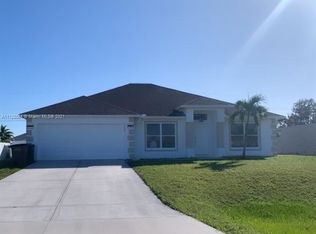 715 NW Juanita Ct, Cape Coral, FL 33993