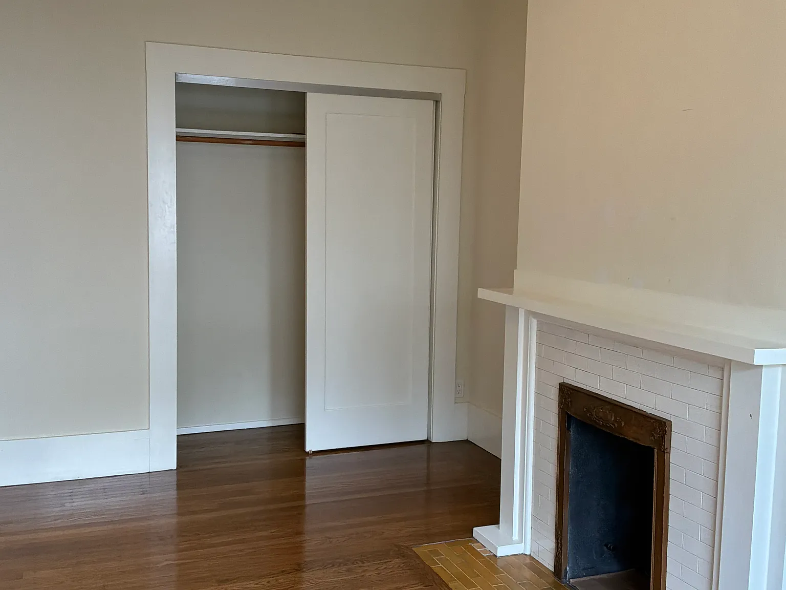 38 Belvedere - 3 — Photo 3