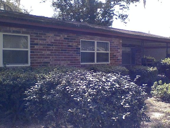 3rd image of 909 SE 20th St