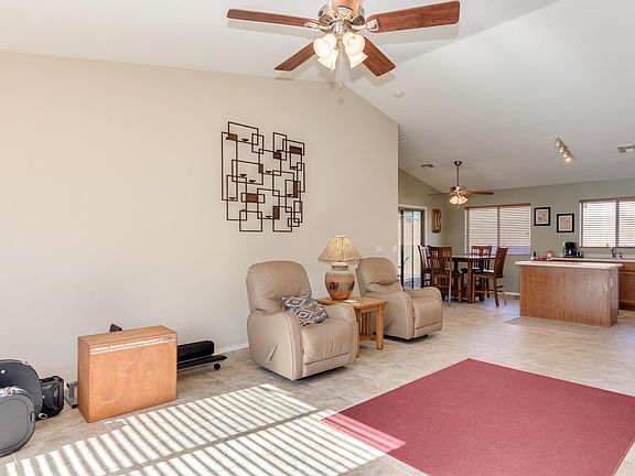 5th image of 1332 S 238th Ln