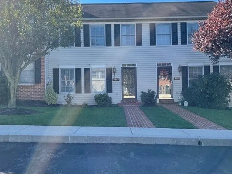 4163 Kittatinny Dr — Photo 1