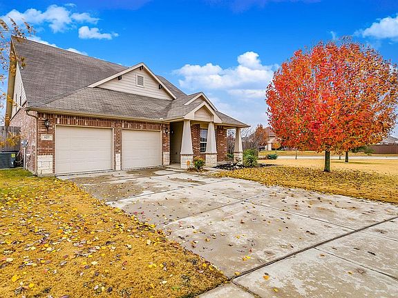 2nd image of 127 Pinto Dr