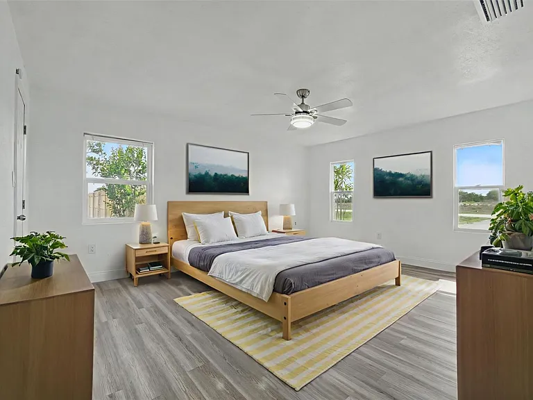 8812 Oakwood Dr — Photo 32
