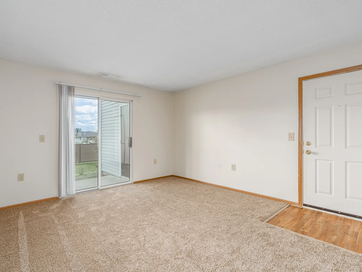 River Valley — Photo 1