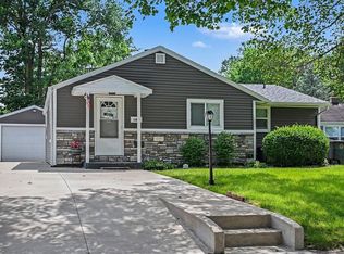 1420 Joyce Dr, South Bend, IN 46616