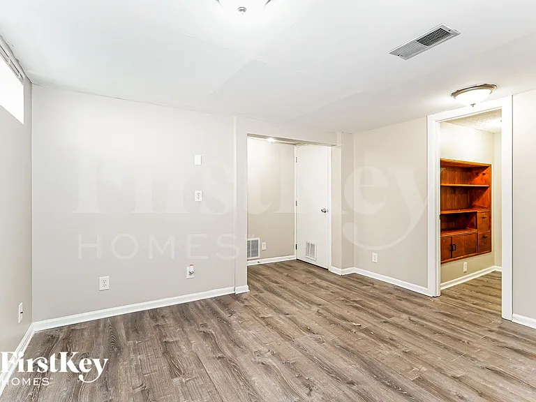 7272 Moonbay Ct — Photo 11