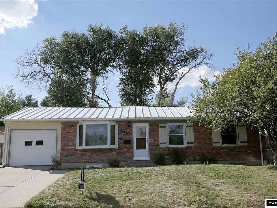 1st image of 2610 Knollwood Dr