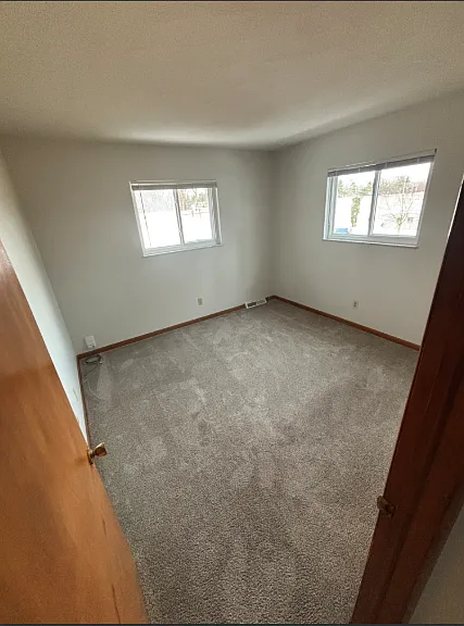 3020 Carskaddon Ave #4 — Photo 4