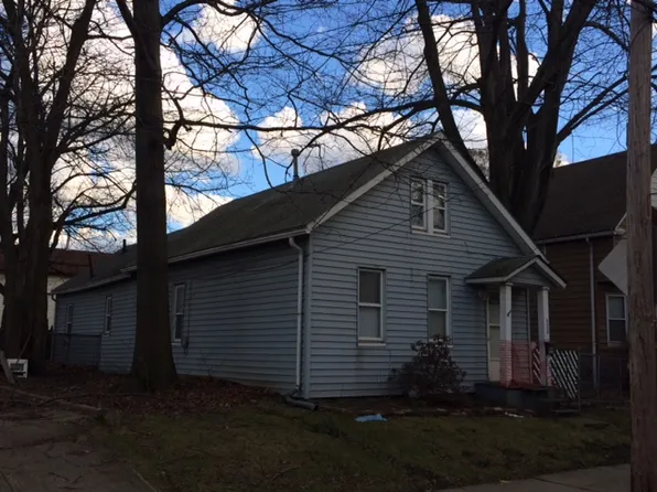 6020 Engel Ave, Cleveland, OH 44127